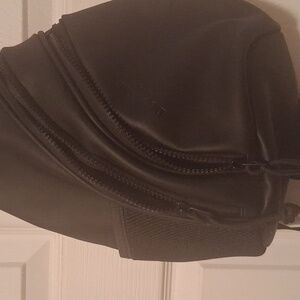 Duchamp Sleek Black Sling Back W 3 Separate Zipper Pouches